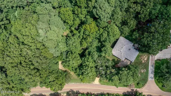 $299,900 | 19 Autumn Drive, Coldwater, MS 38618