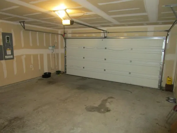 $2,500 | 10128 Boxelder Drive, Crowley, TX 76036