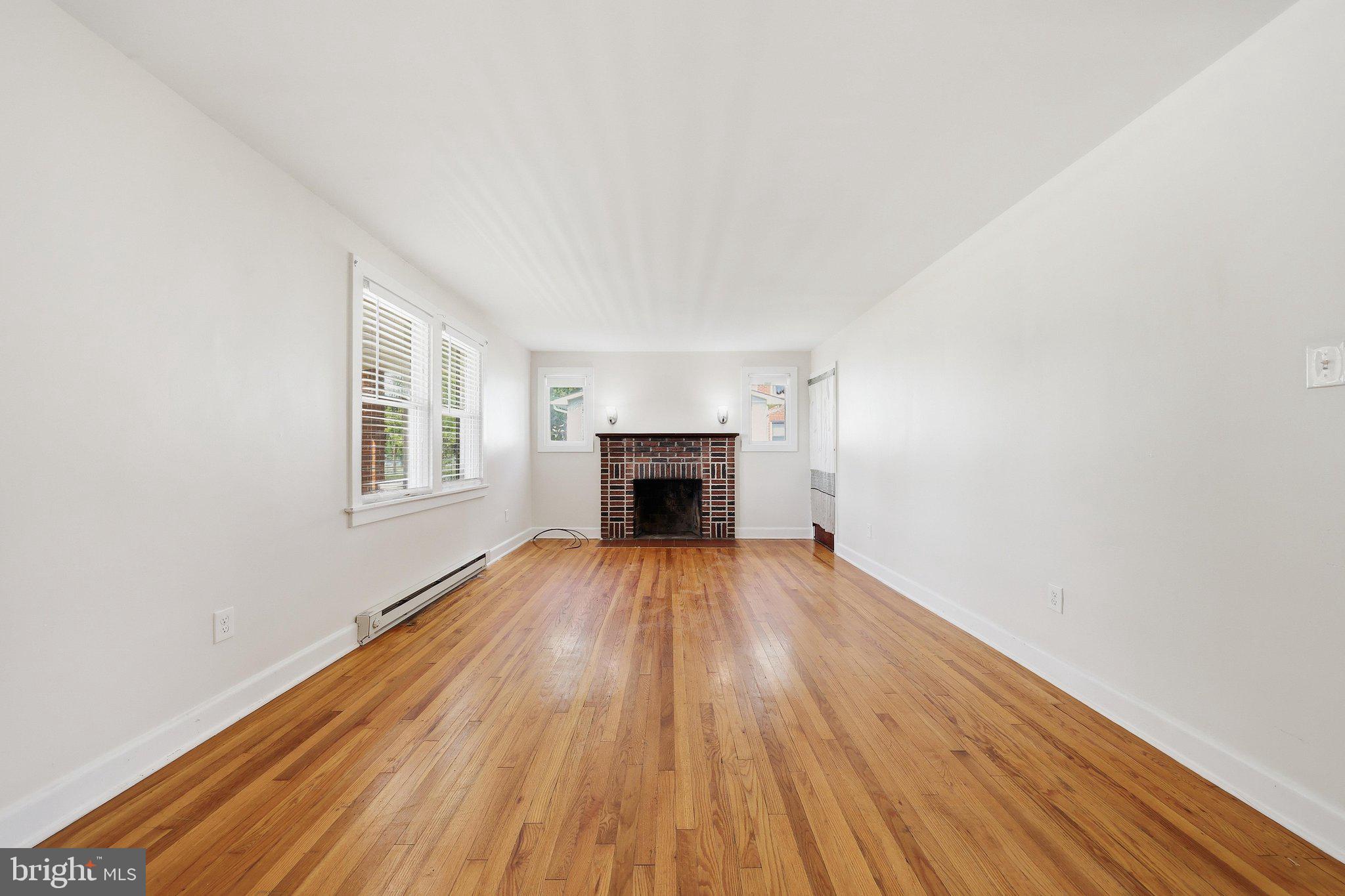 624 Military Road Frederick, MD 21702 - Photo 11 of 53 Living Room