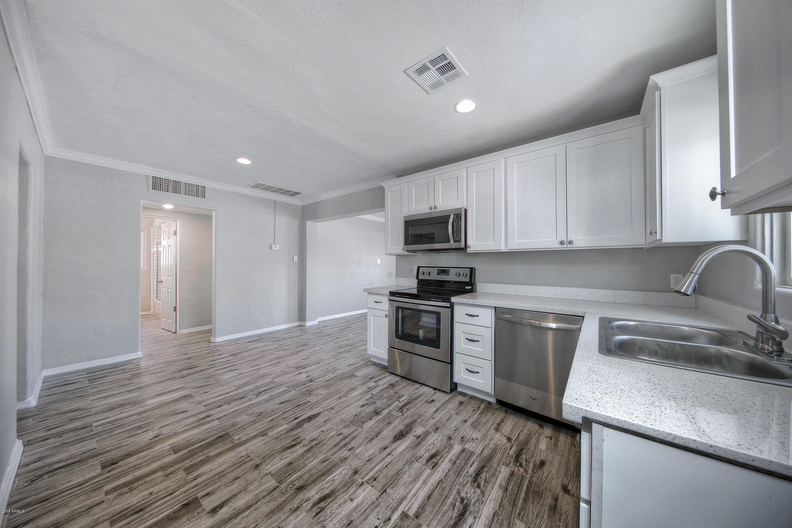 1621 East Roma Avenue Phoenix, AZ 85016 - Photo 11 of 23 Ready To Cook!