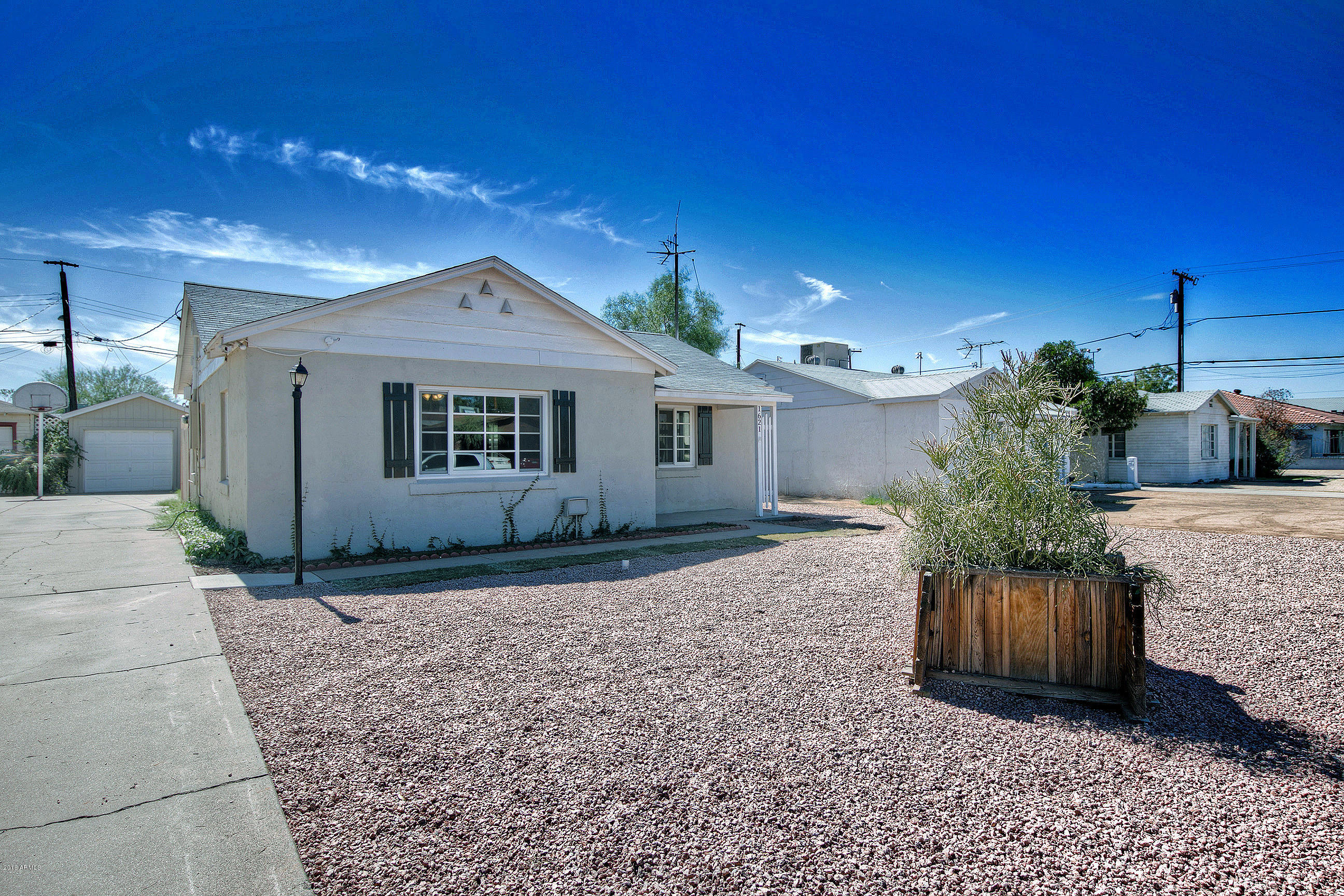 1621 East Roma Avenue Phoenix, AZ 85016 - Photo 2 of 23 Welcome Home!