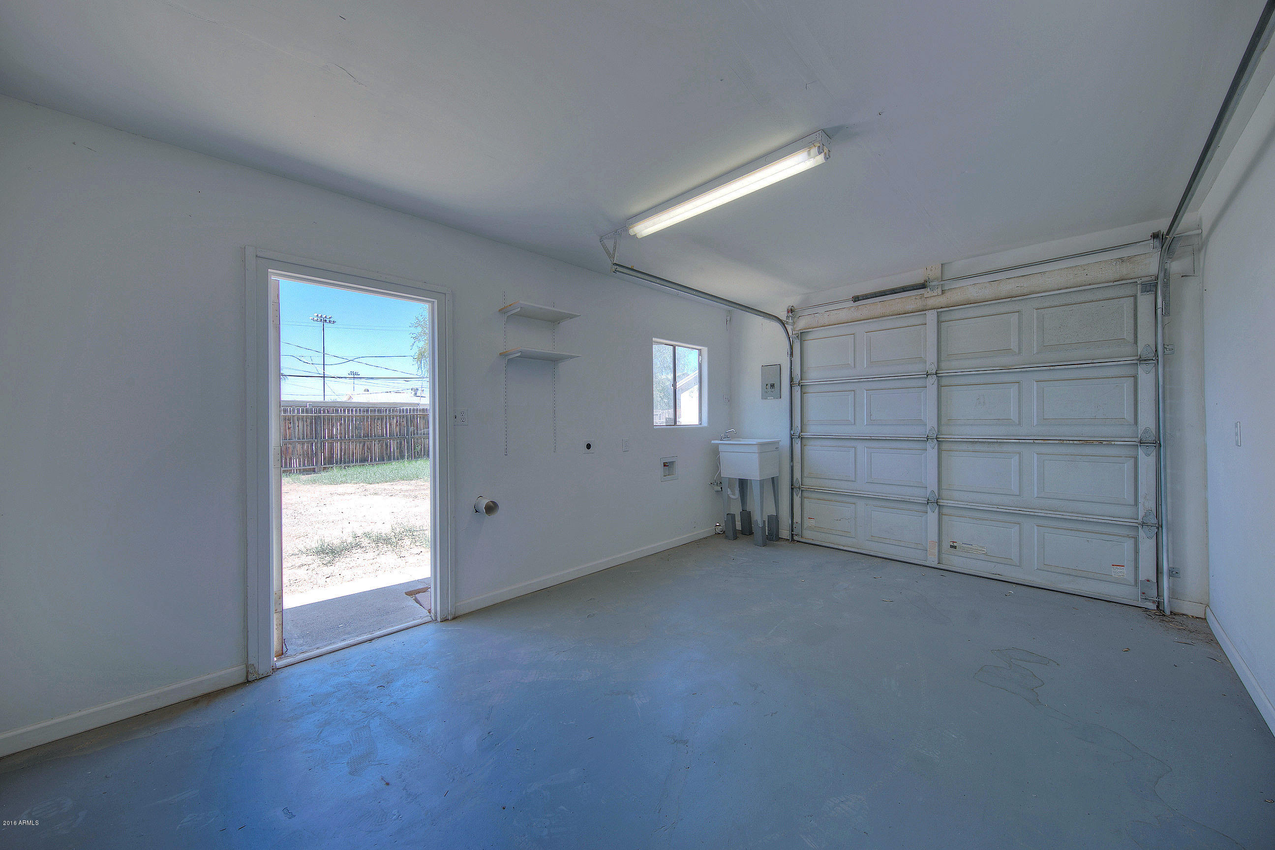 1621 East Roma Avenue Phoenix, AZ 85016 - Photo 21 of 23 Nice Storage Space