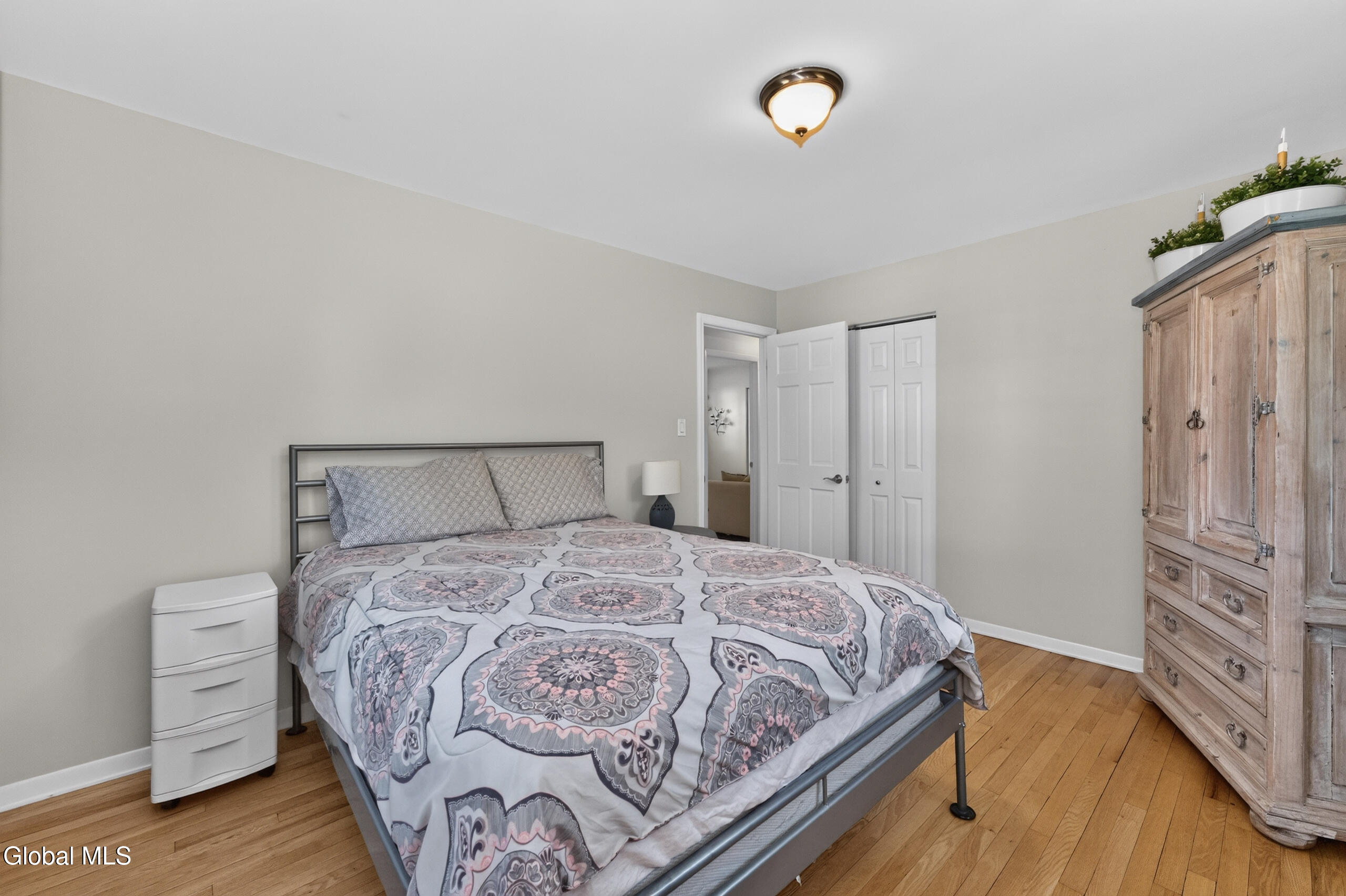 521 Russell Road Bethlehem, NY 12203 - Photo 24 of 51 4 Bedroom 4