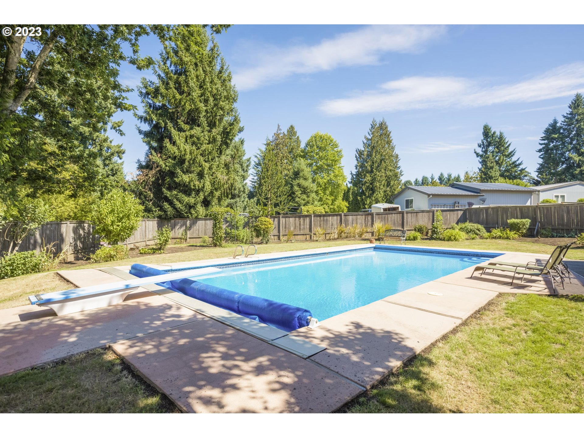 8525 Southwest Modoc Court Tualatin, OR 97062 - Photo 28 of 33 Swimming Pool