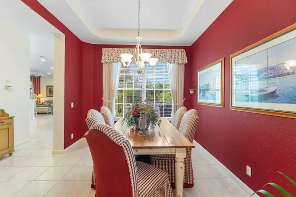 $1,075,000 | 123 Via Castilla, Jupiter, FL 33458