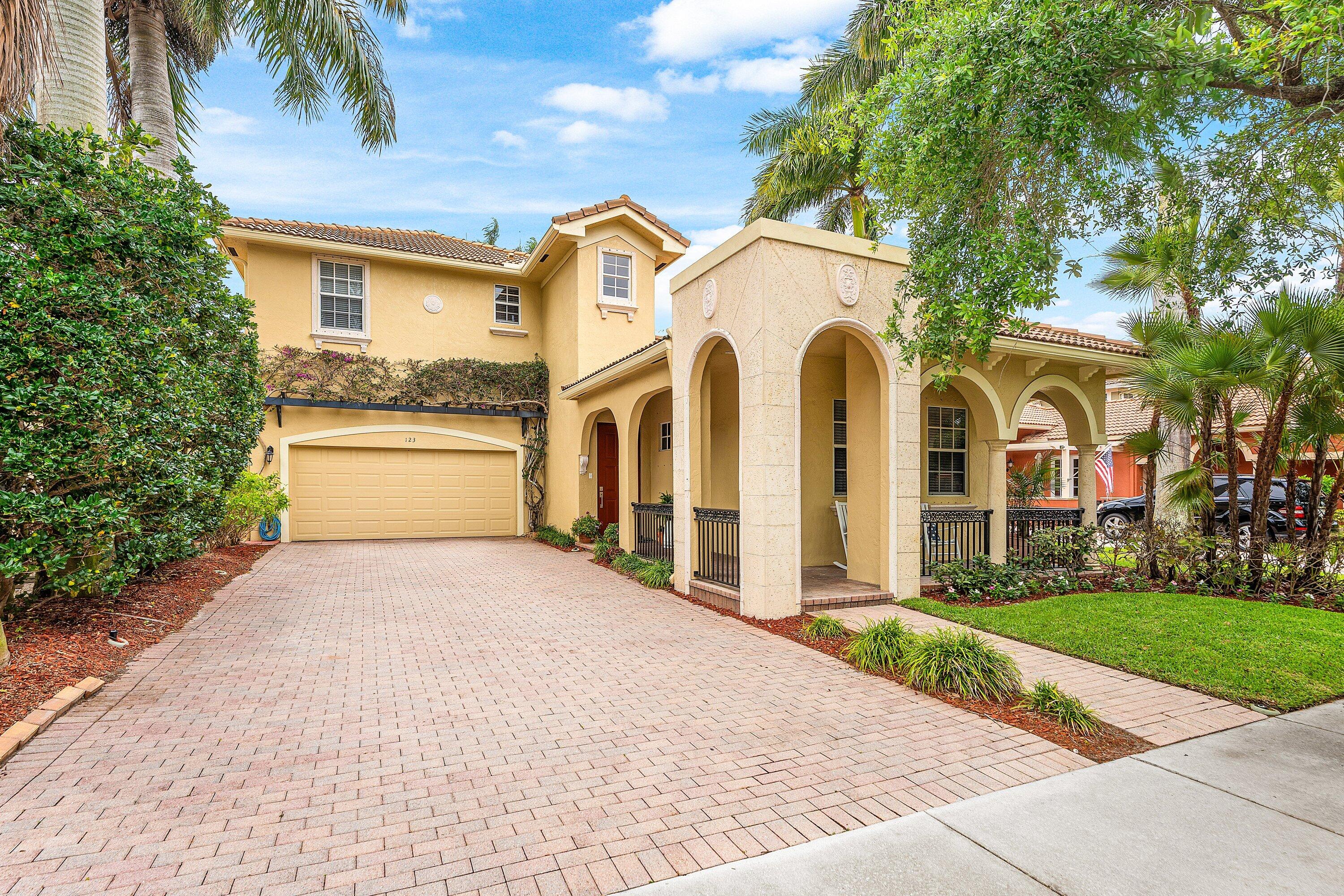 123 Via Castilla Jupiter, FL 33458 - Photo 2 of 59 002-123ViaCastilla-Jupiter-FL-33458-SMAL