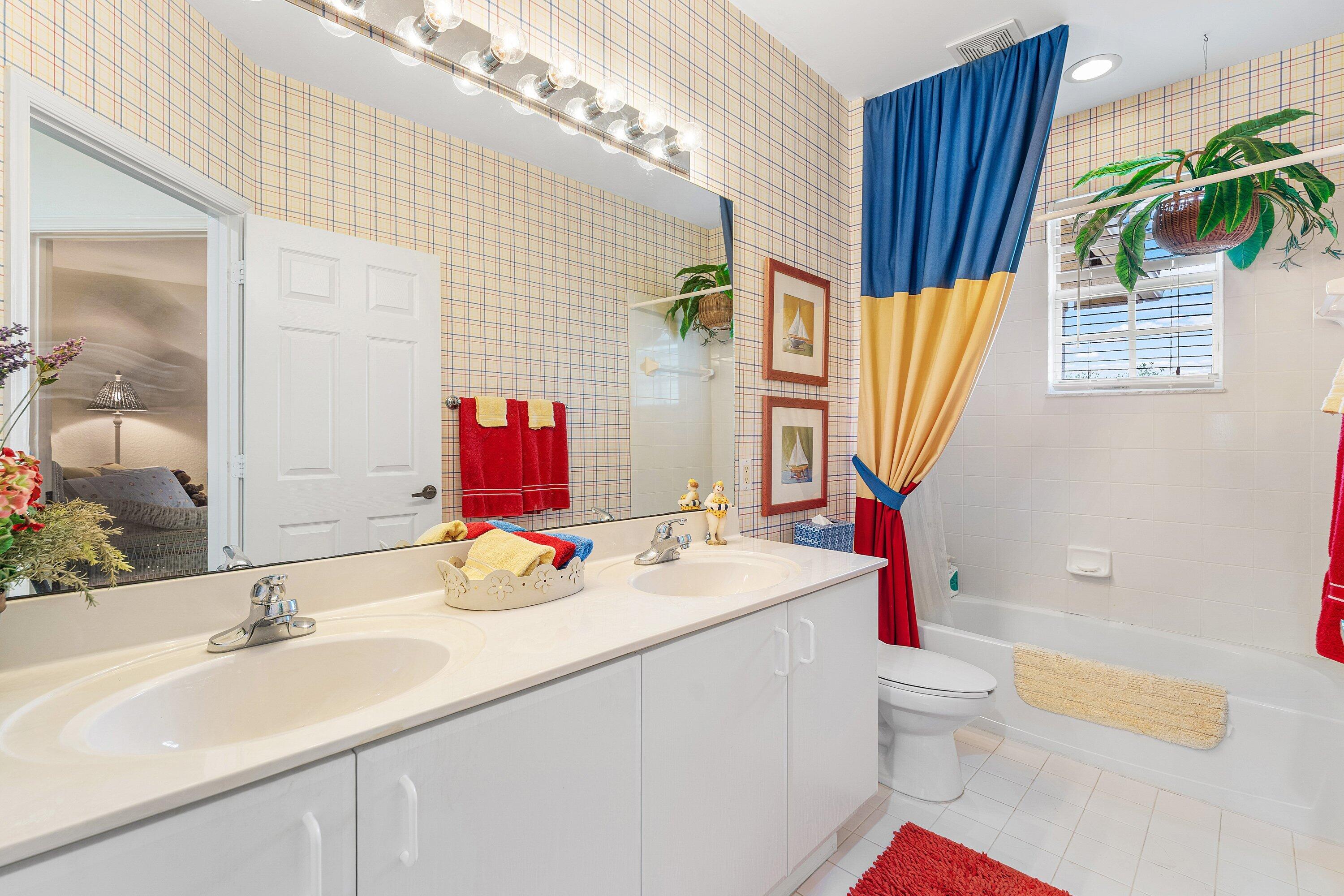 123 Via Castilla Jupiter, FL 33458 - Photo 26 of 59 026-123ViaCastilla-Jupiter-FL-33458-SMAL