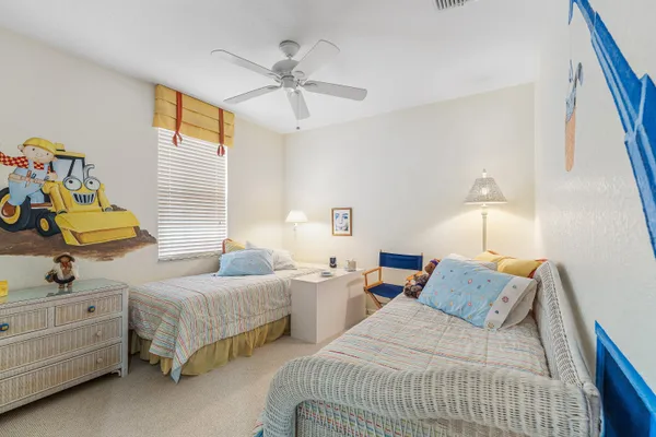 $1,075,000 | 123 Via Castilla, Jupiter, FL 33458