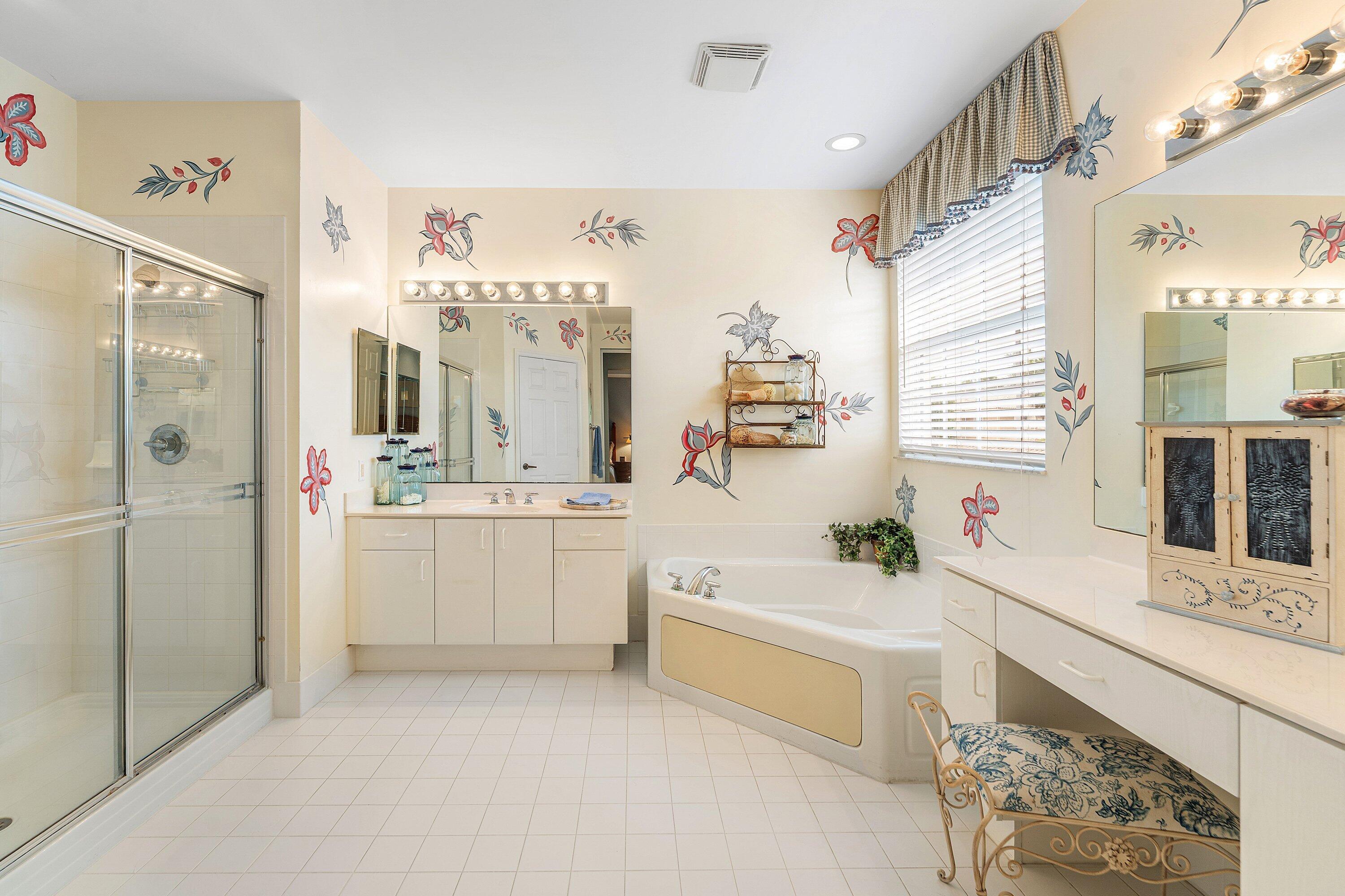 123 Via Castilla Jupiter, FL 33458 - Photo 29 of 59 029-123ViaCastilla-Jupiter-FL-33458-SMAL