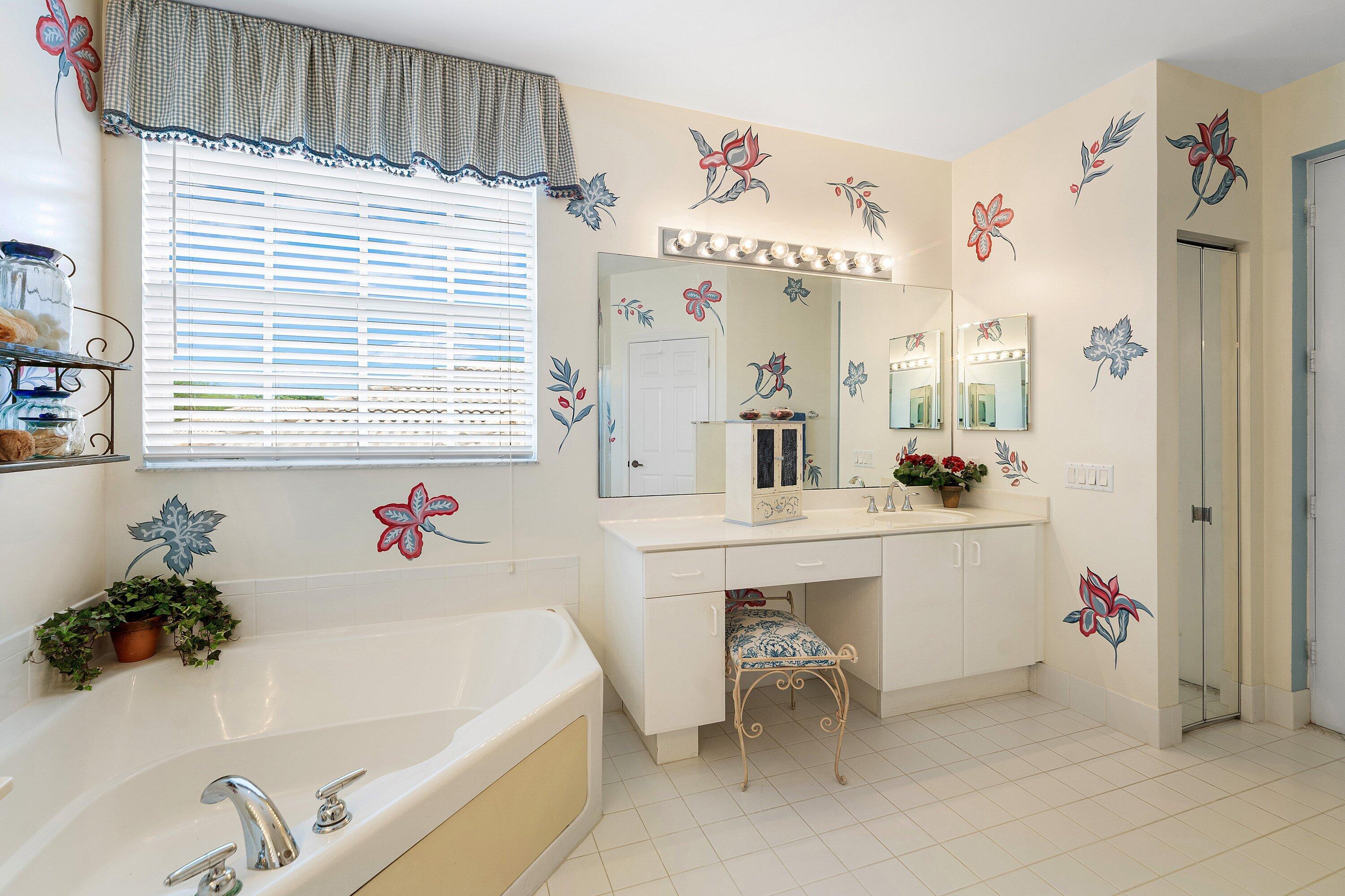 123 Via Castilla Jupiter, FL 33458 - Photo 30 of 59 030-123ViaCastilla-Jupiter-FL-33458-SMAL