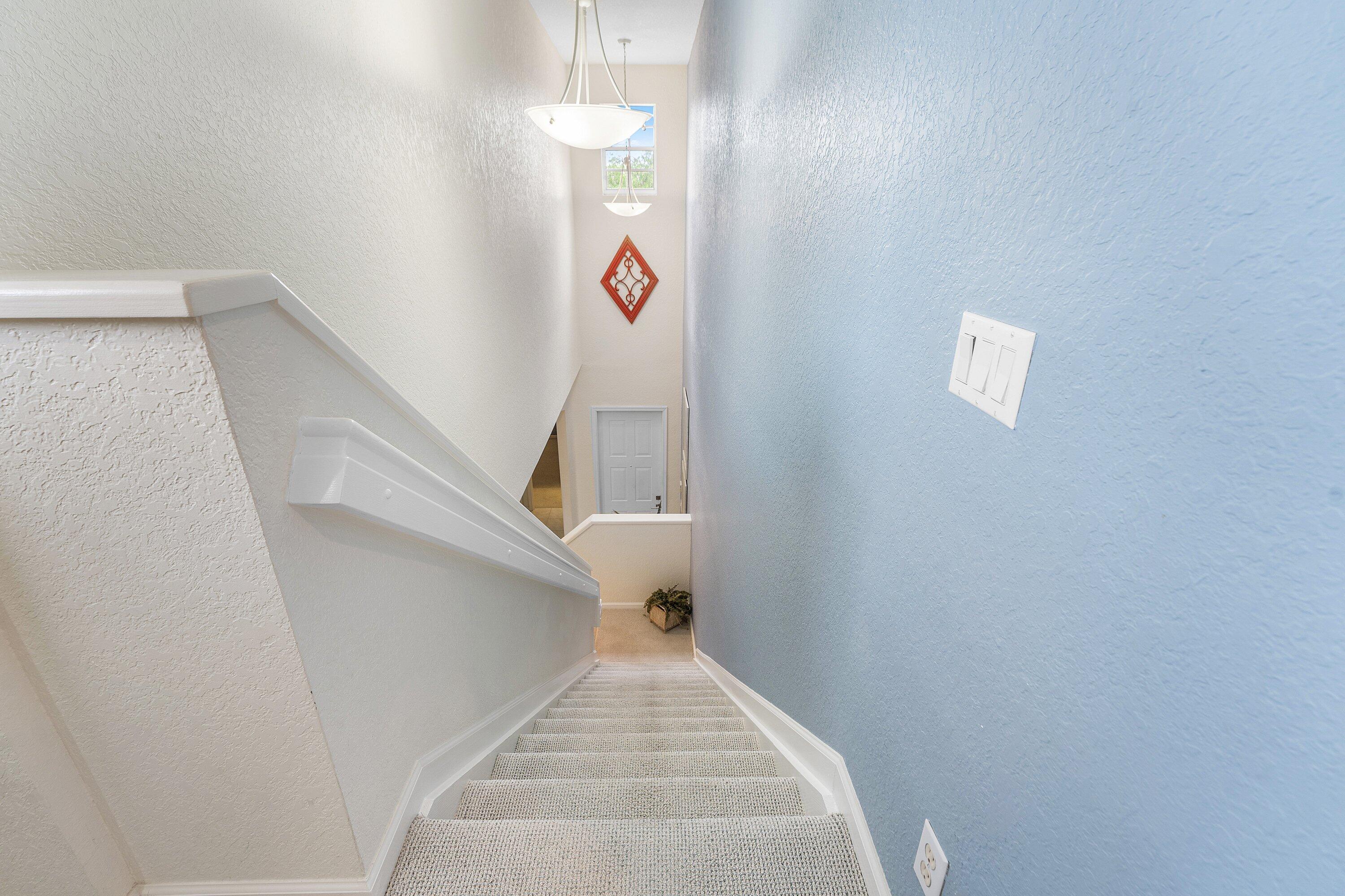 123 Via Castilla Jupiter, FL 33458 - Photo 37 of 59 037-123ViaCastilla-Jupiter-FL-33458-SMAL