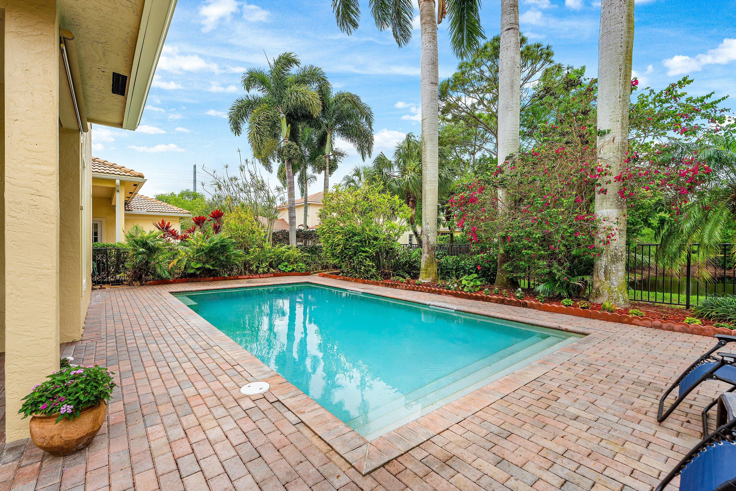 123 Via Castilla Jupiter, FL 33458 - Photo 40 of 59 040-123ViaCastilla-Jupiter-FL-33458-SMAL