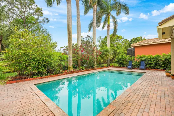 $1,075,000 | 123 Via Castilla, Jupiter, FL 33458