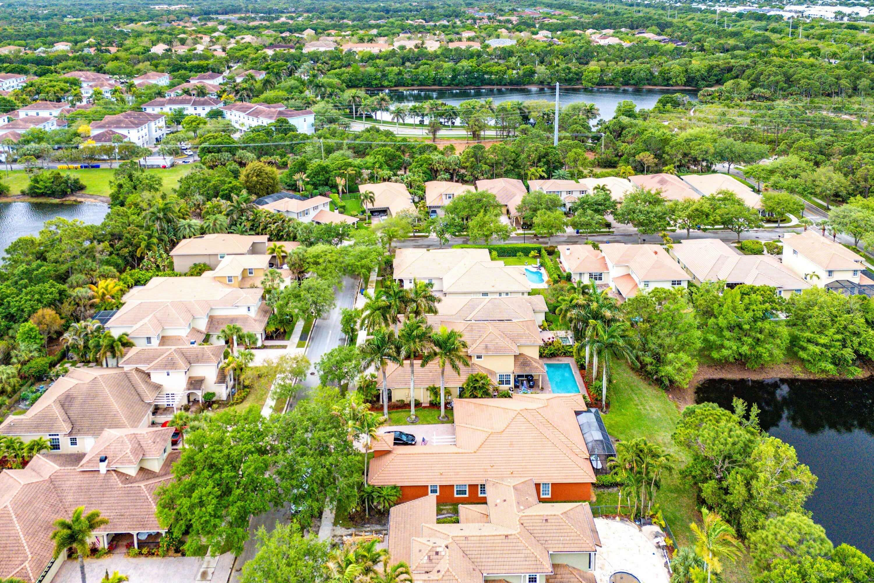 123 Via Castilla Jupiter, FL 33458 - Photo 47 of 59 047-123ViaCastilla-Jupiter-FL-33458-SMAL