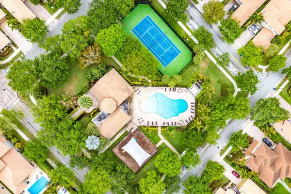 $1,075,000 | 123 Via Castilla, Jupiter, FL 33458