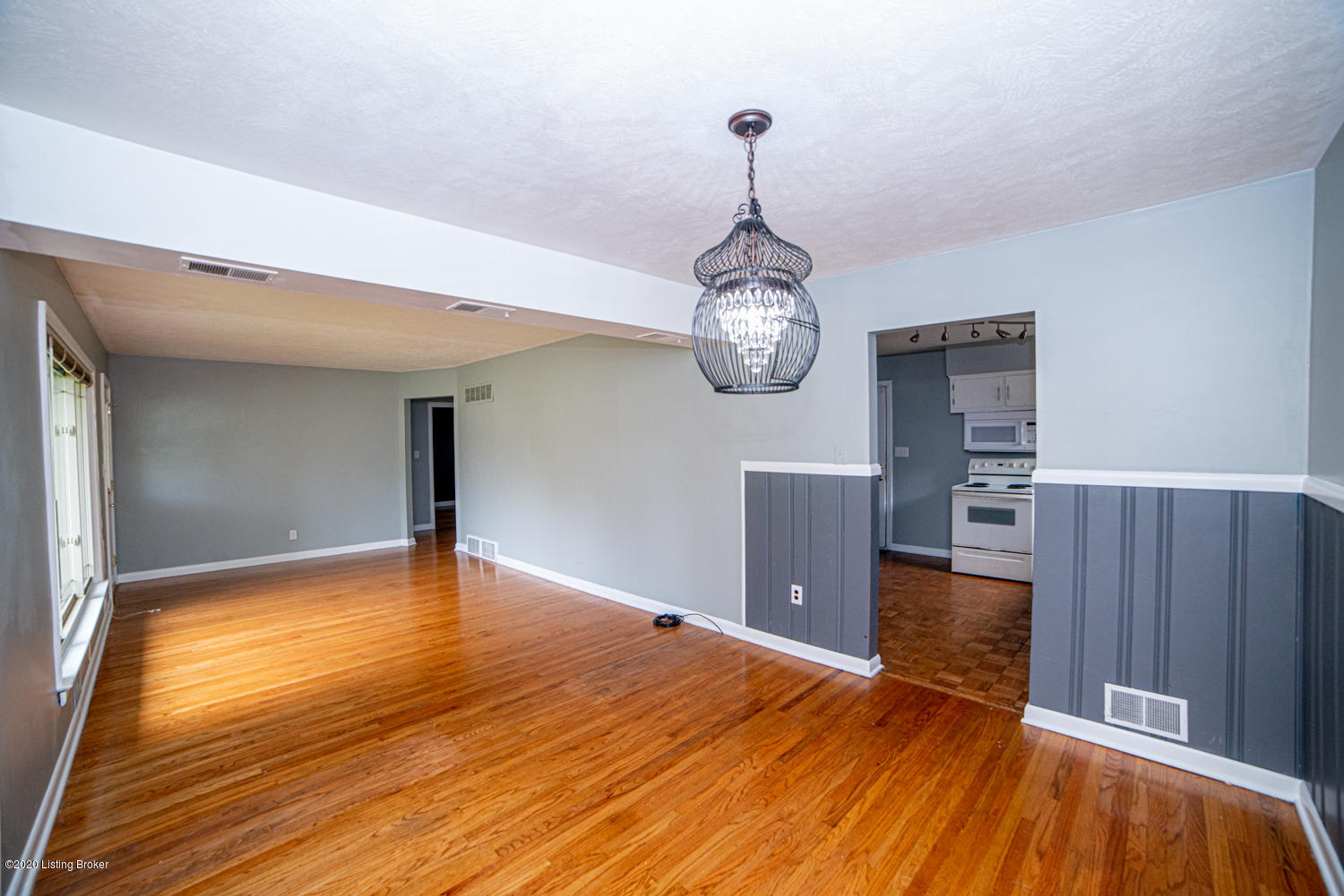 6341 Hunters Grove Road Louisville, KY 40216 - Photo 14 of 56 Dinning Area