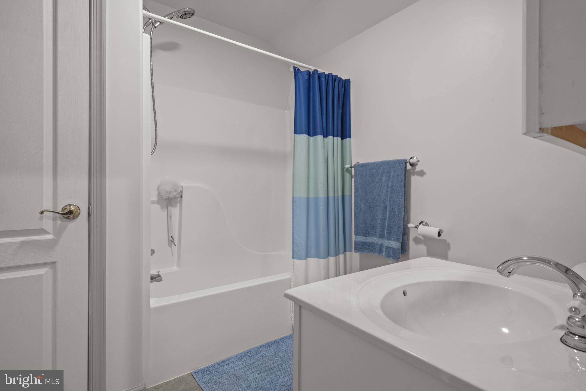 12451 High Point Road Felton, PA 17322 - Photo 50 of 71 a bathroom with a sink and a bathtub