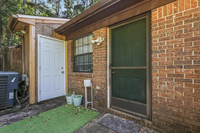 $159,000 | 1055 Ocala Road, Tallahassee, FL 32304