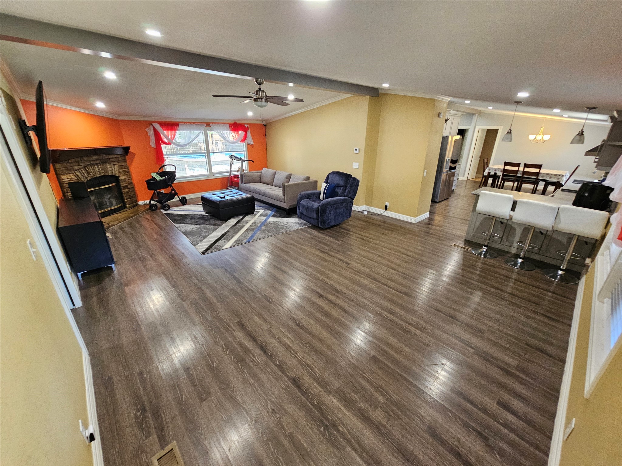 16313 Sandy View Drive Conroe, TX 77303 - Photo 7 of 41 a view of a room with gym equipment