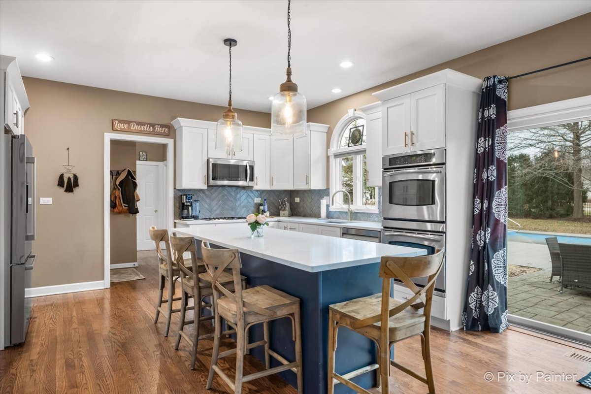 39W901 Carl Sandburg Road St. Charles, IL 60175 - Photo 12 of 66