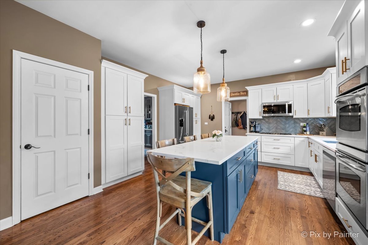 39W901 Carl Sandburg Road St. Charles, IL 60175 - Photo 13 of 66