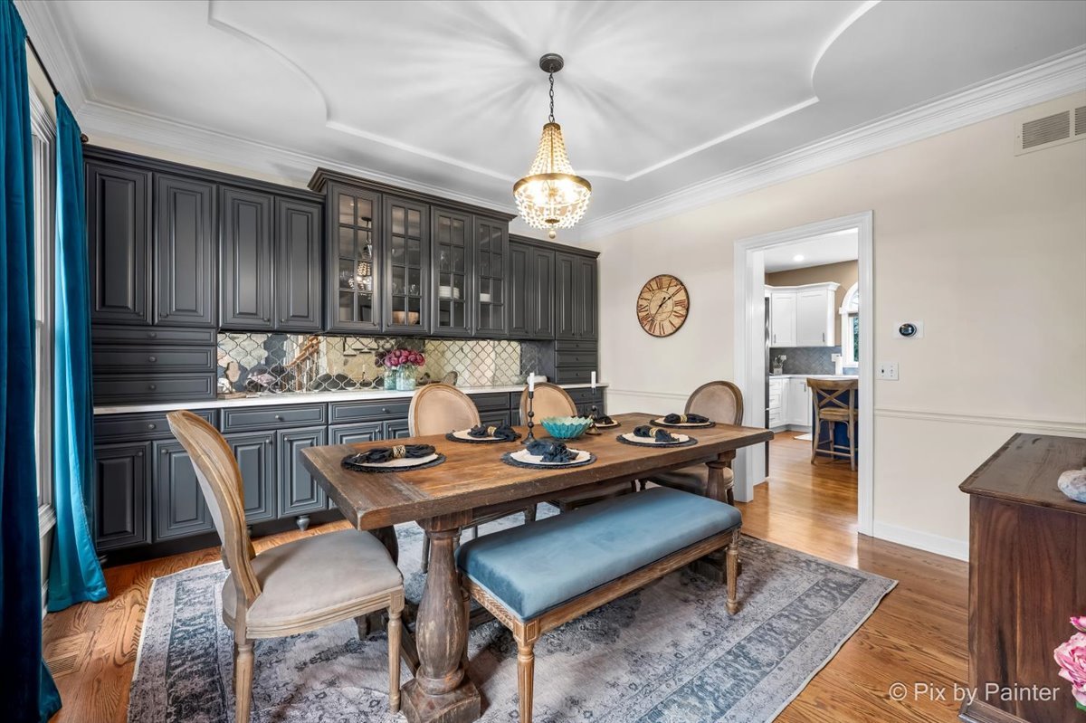 39W901 Carl Sandburg Road St. Charles, IL 60175 - Photo 6 of 66