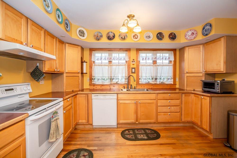 4 Locust Ridge Drive Corinth, NY 12822 - Photo 6 of 39 Photo 9
