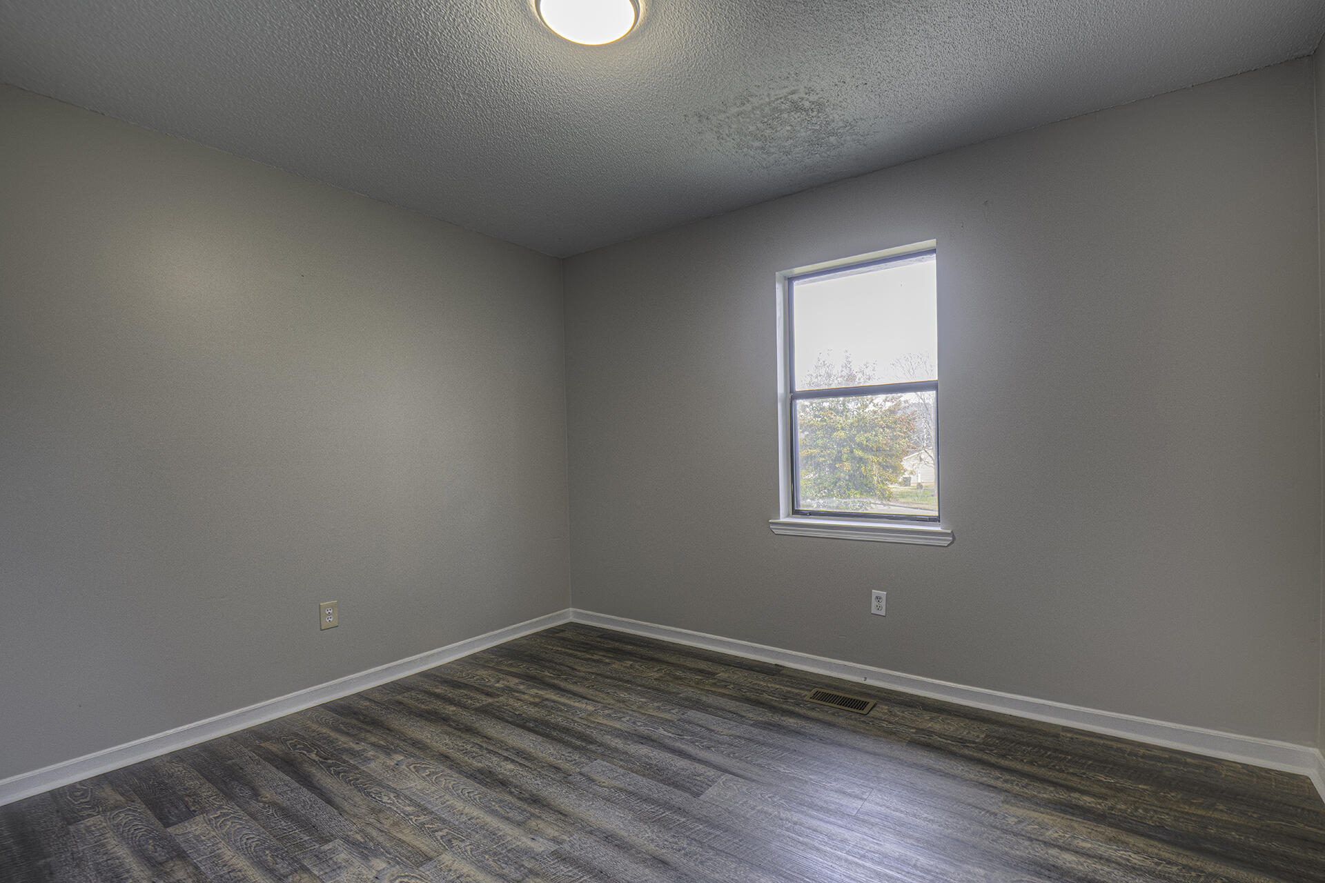 901 Hawthorne Street Chattanooga, TN 37406 - Photo 14 of 28 KHP16 (6)