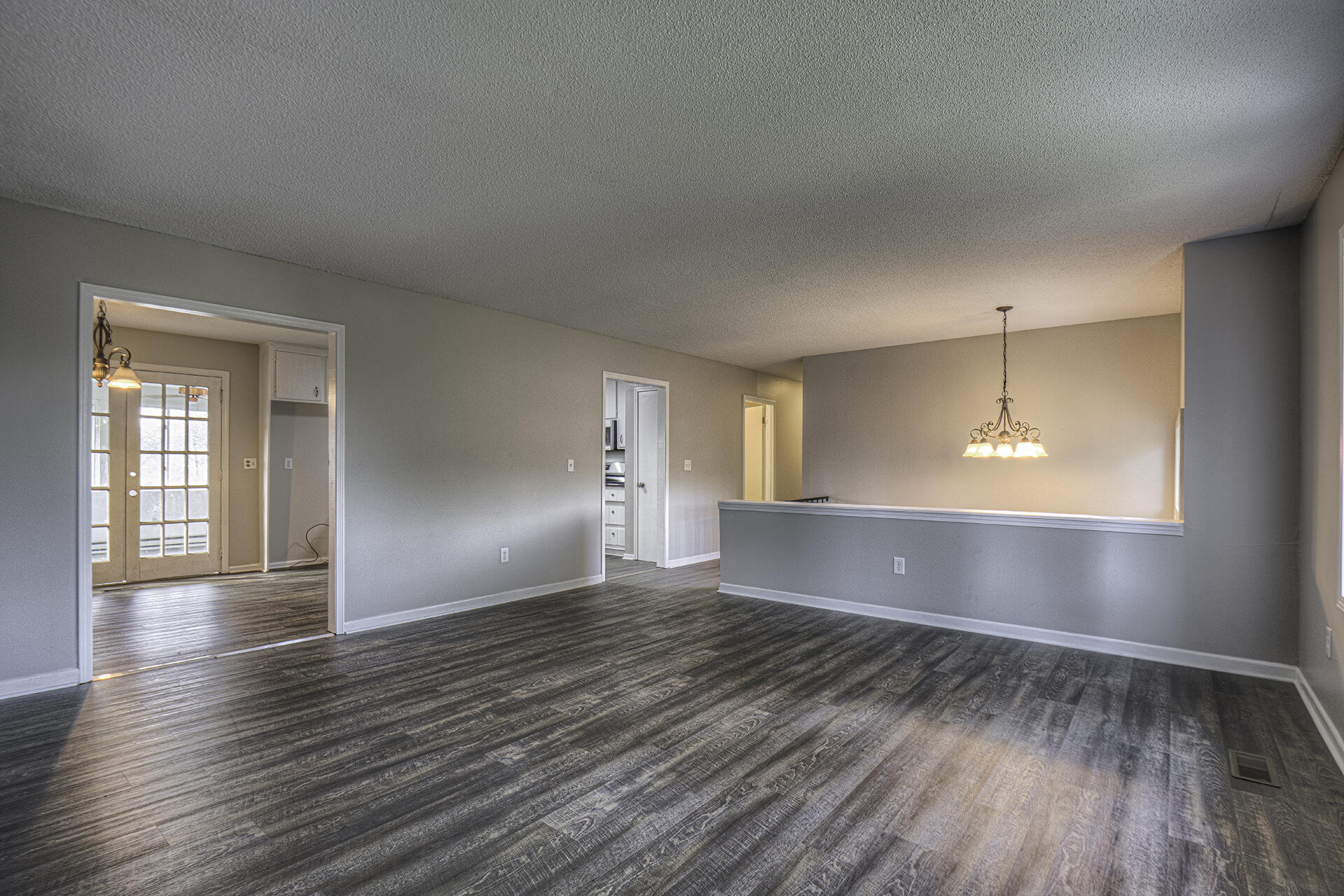 901 Hawthorne Street Chattanooga, TN 37406 - Photo 3 of 28 KHP03 (9)