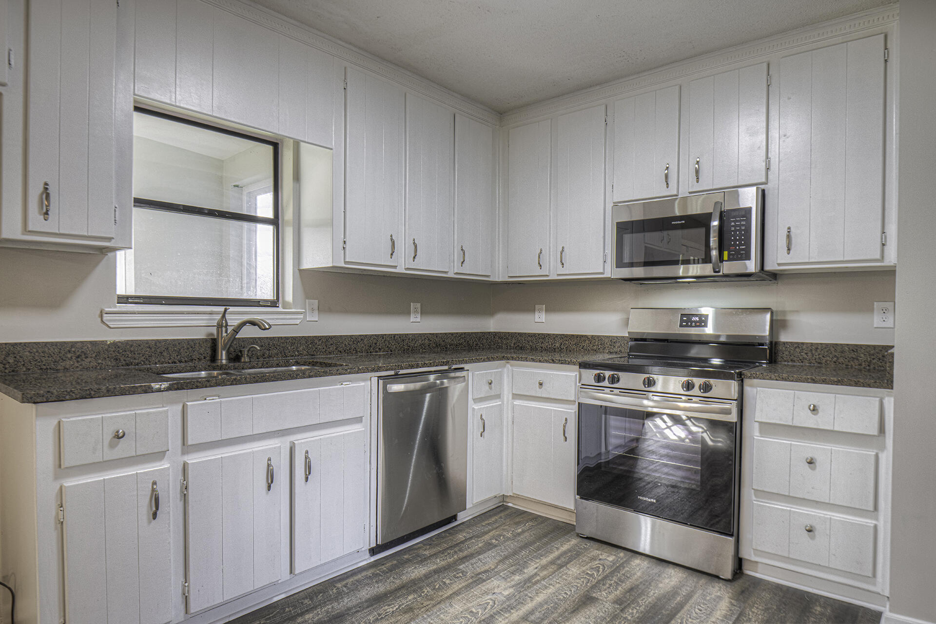 901 Hawthorne Street Chattanooga, TN 37406 - Photo 6 of 28 KHP06 (7)