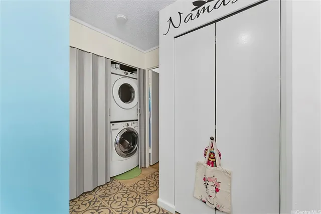 a view of outdoor space yard and patio