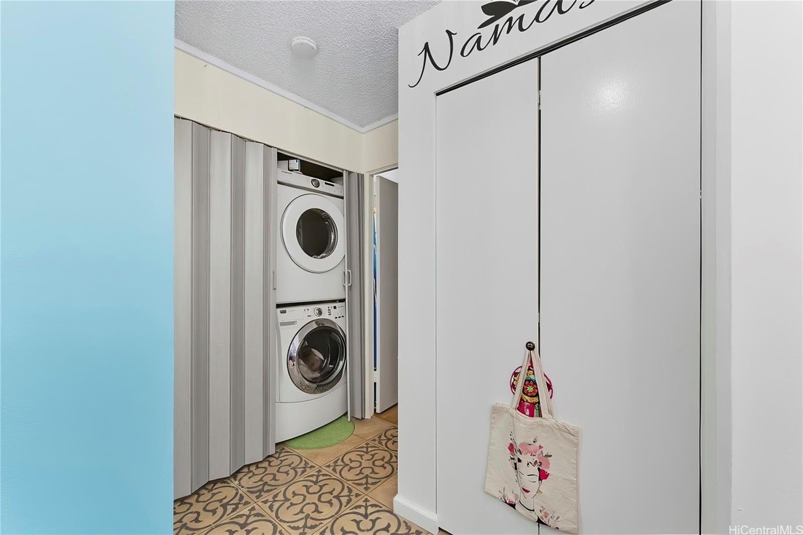 3045 Ala Napuaa Place, Unit 710 Honolulu, HI 96818 - Photo 17 of 25