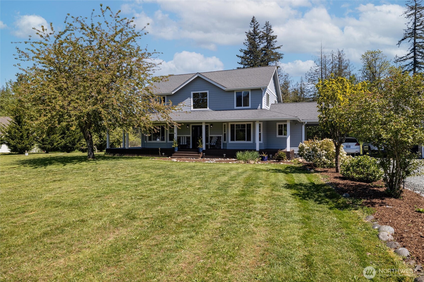 2724 Henderson Road Bellingham, WA 98226 - Photo 5 of 39 Gallery Image 5