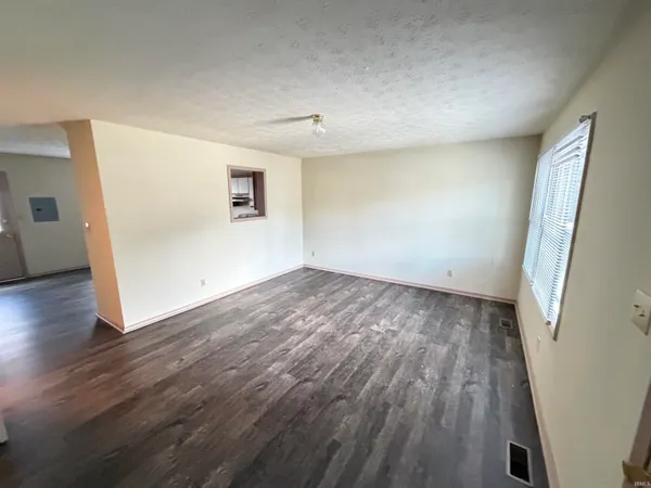 $179,900 | 1377 West Allen Street, Unit E5 E5, Bloomington, IN 47403