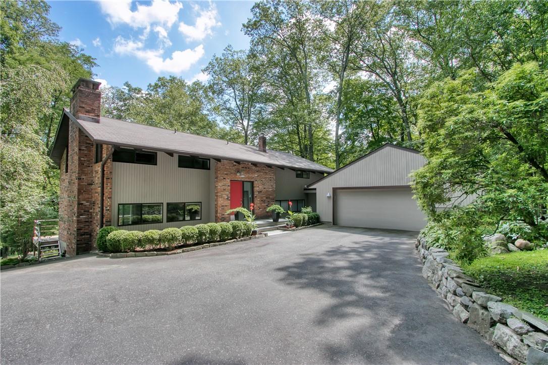 21 Lookout Road Tuxedo Park, NY 10987 - Photo 1 of 1