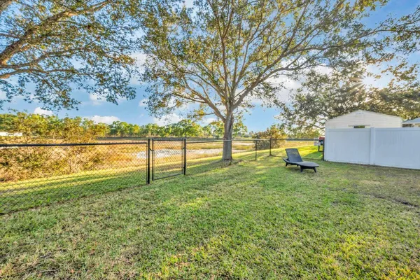 $4,300 | 5464 Northwest Milner Drive, Port St. Lucie, FL 34983