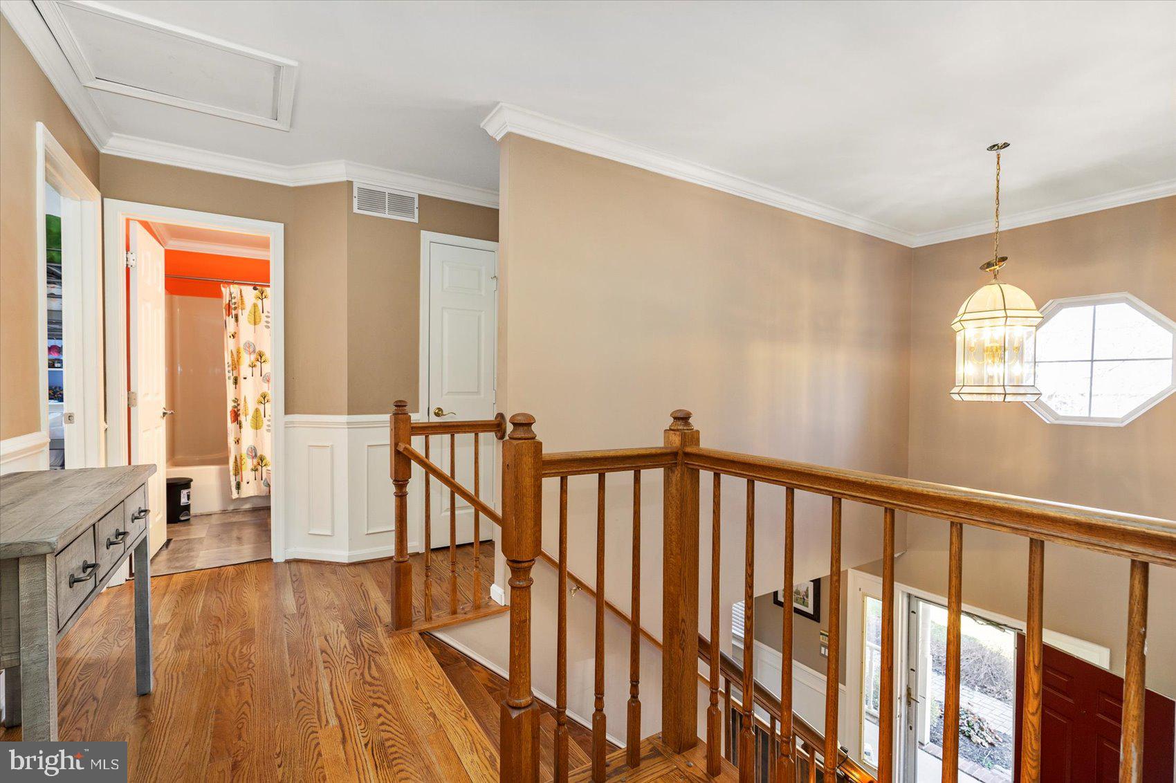 409 Oak Grove Road Linthicum Heights, MD 21090 - Photo 24 of 53 Upper level hall