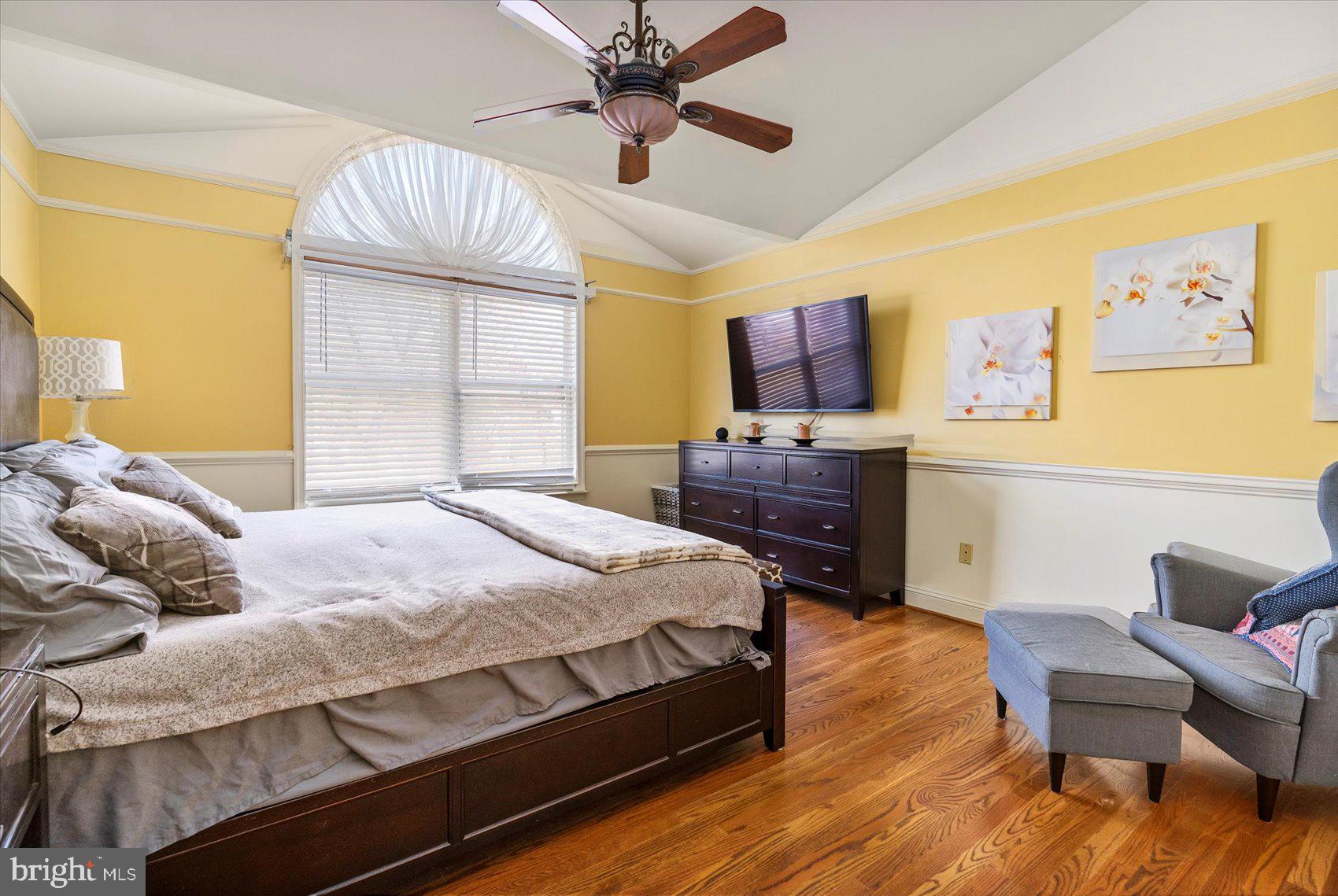 409 Oak Grove Road Linthicum Heights, MD 21090 - Photo 26 of 53 Spacious Master bedroom