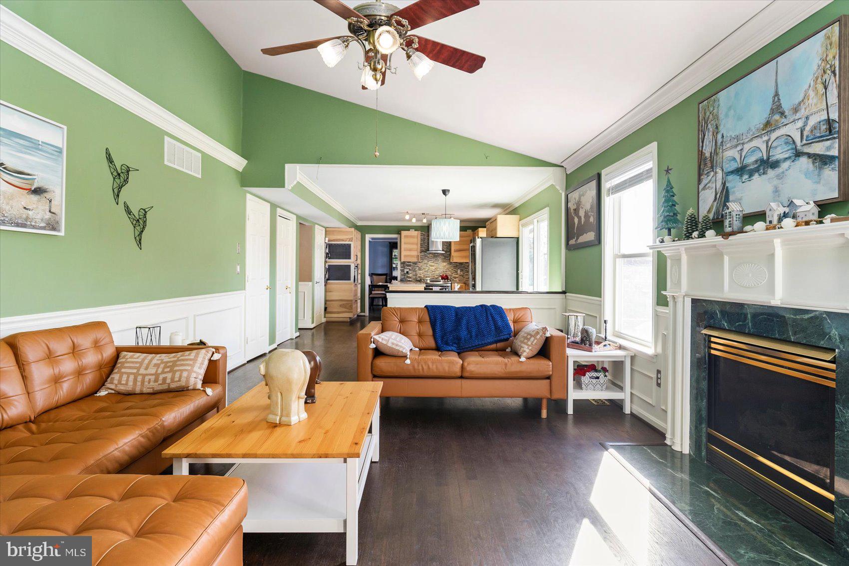409 Oak Grove Road Linthicum Heights, MD 21090 - Photo 3 of 53 Large family room with vaulted ceilings.