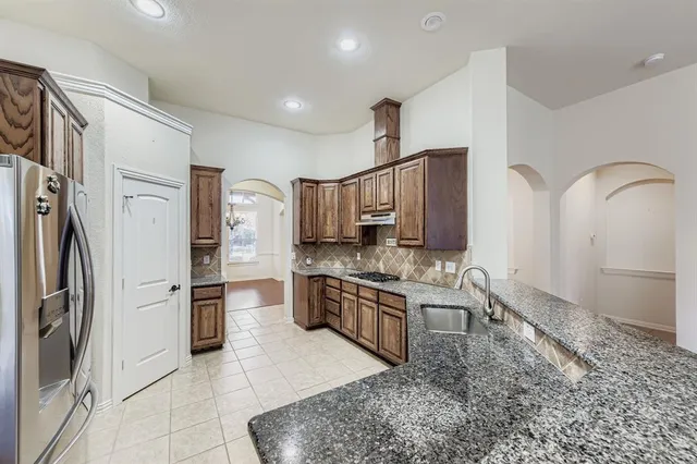 $500,000 | 8406 Pecan Creek Drive, Arlington, TX 76001