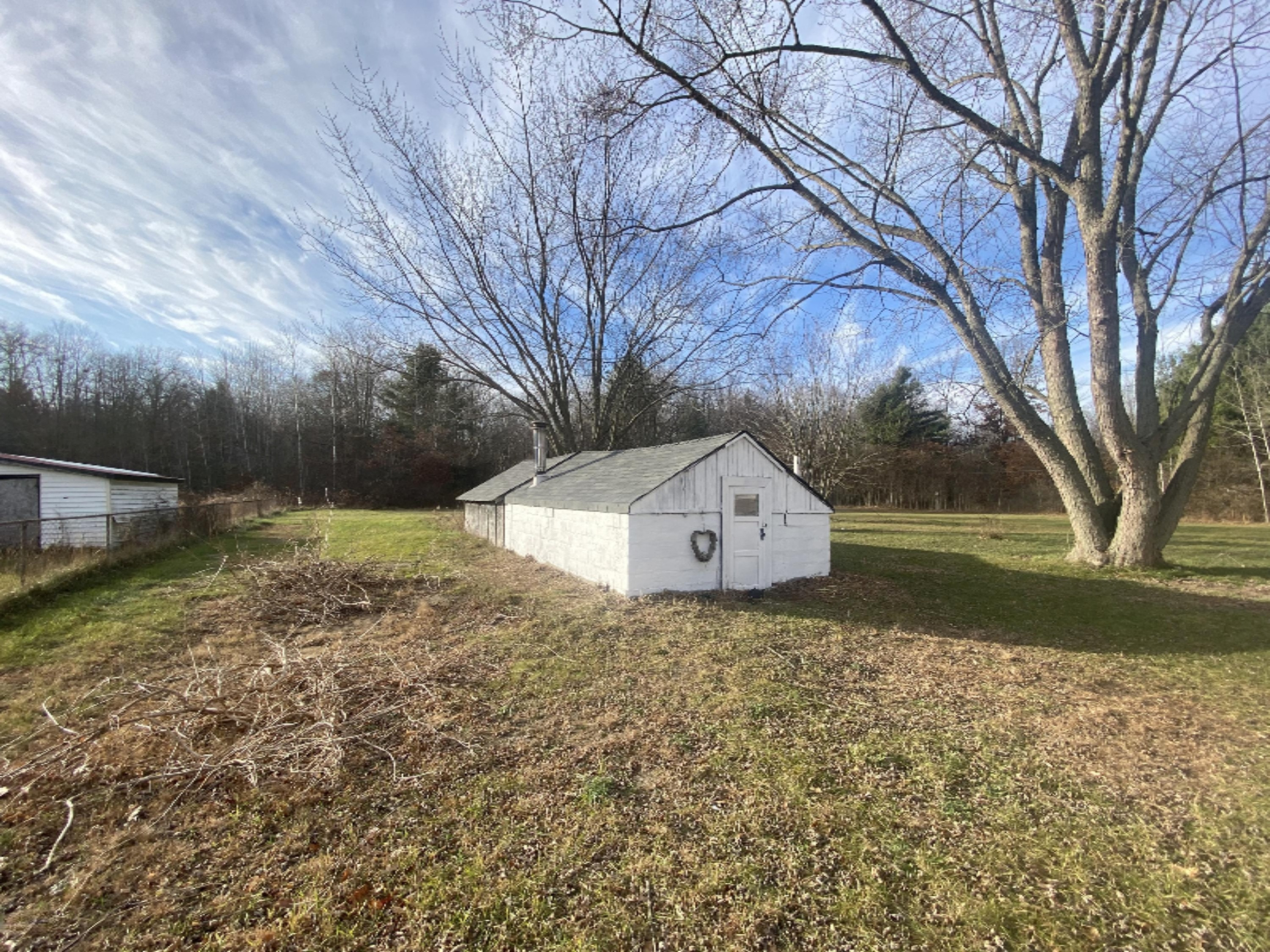 1337 Brooks Road South Muskegon, MI 49442 - Photo 8 of 24 IMG-9447
