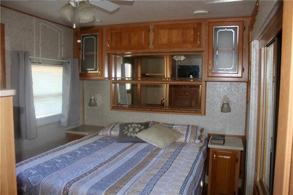 183 Holiday Loop Cleveland, GA 30528 - Photo 14 of 22