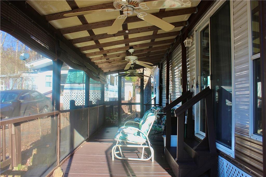 183 Holiday Loop Cleveland, GA 30528 - Photo 4 of 22