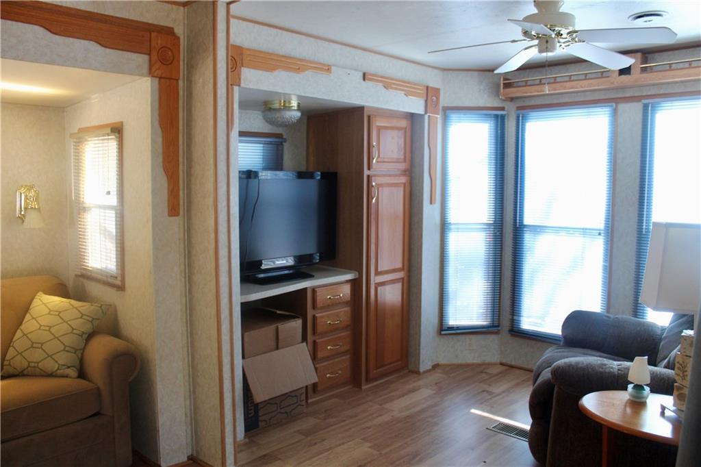 183 Holiday Loop Cleveland, GA 30528 - Photo 8 of 22