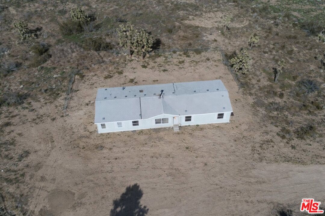 6288 Maricopa Road Phelan, CA 92371 - Photo 4 of 17