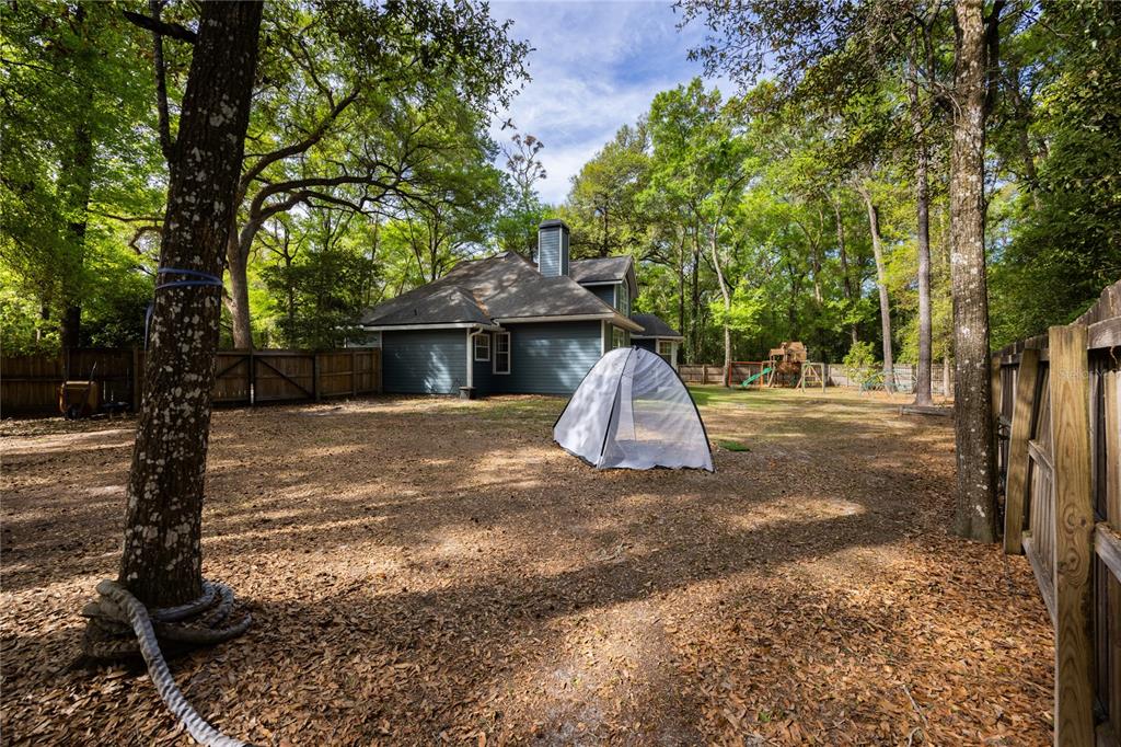 5505 Southwest 93 Way Gainesville, FL 32608 - Photo 47 of 51