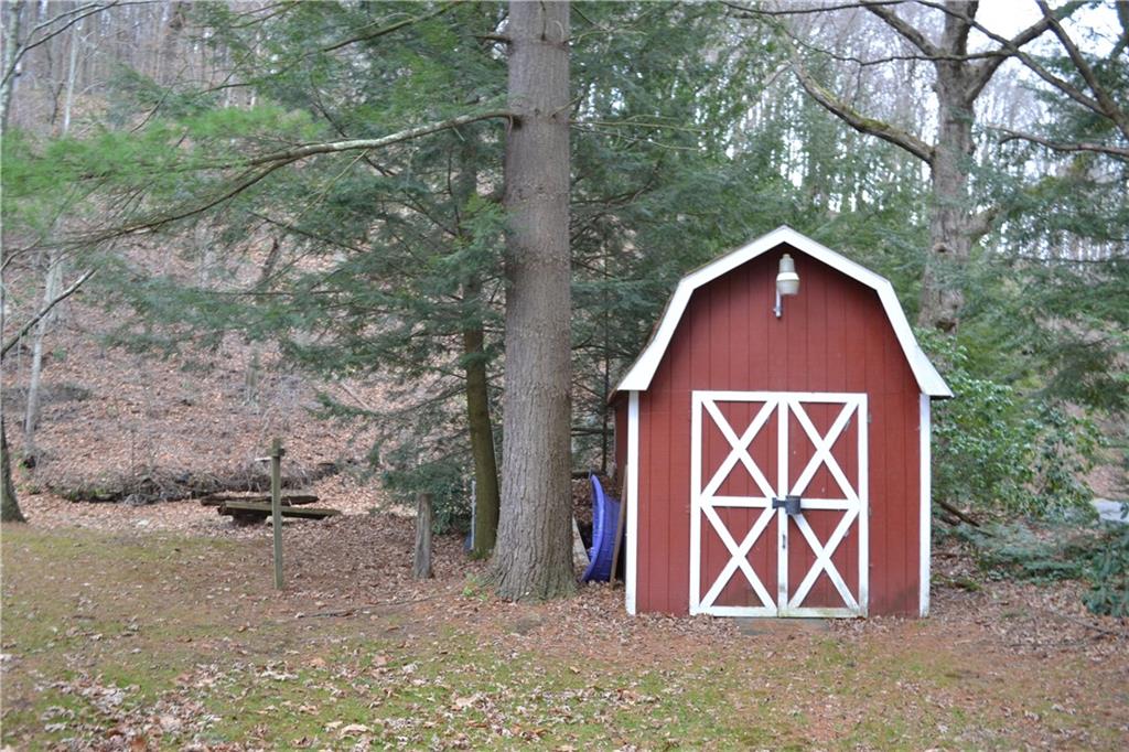 416 Back Creek Road Champion, PA 15622 - Photo 17 of 25 Gallery Image 17