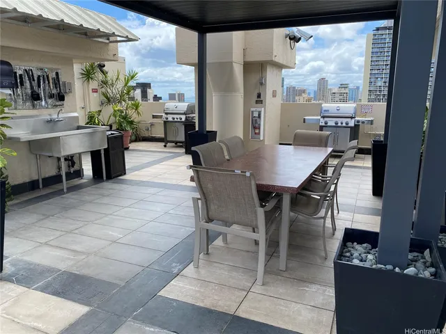 $2,000 | 2345 Ala Wai Boulevard, Unit 2703, Honolulu, HI 96815