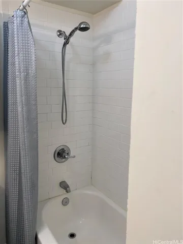 $2,000 | 2345 Ala Wai Boulevard, Unit 2703, Honolulu, HI 96815