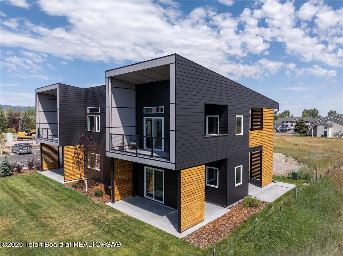 15-140 Larkspur Ave Unit 604-15